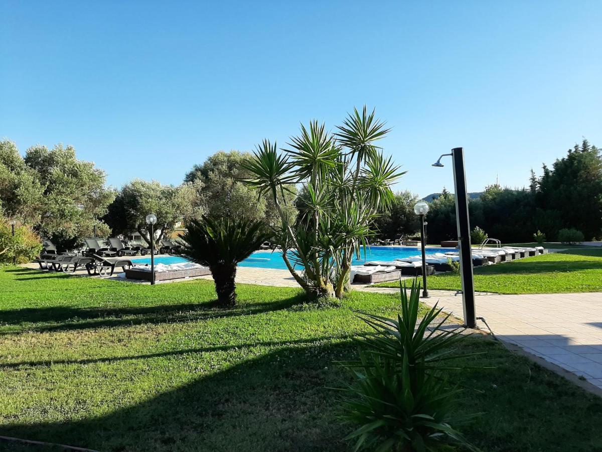 איגלסיאס Hotel Sport Village מראה חיצוני תמונה